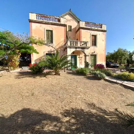 Villa Daphne *